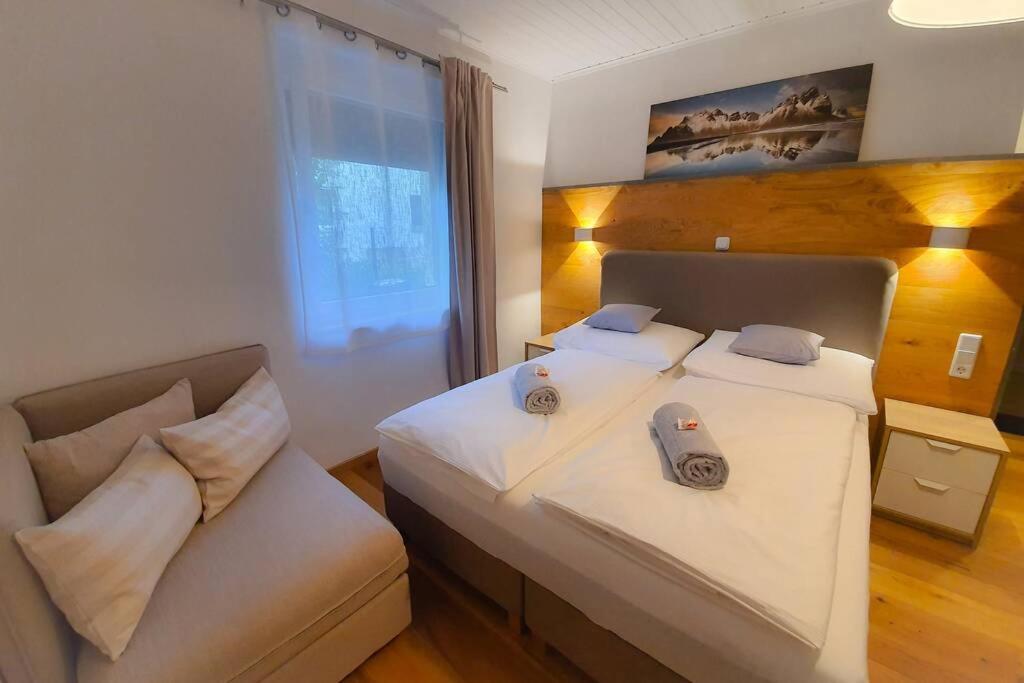Tiny Kozma Apartment Bodensdorf Exteriör bild