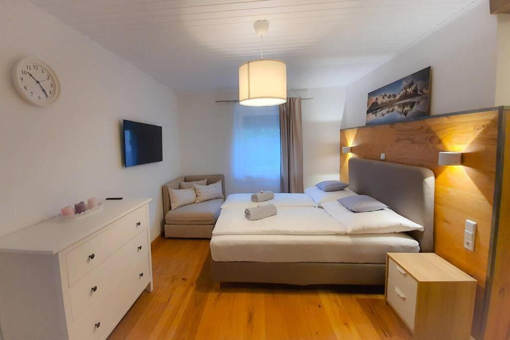 Tiny Kozma Apartment Bodensdorf Exteriör bild