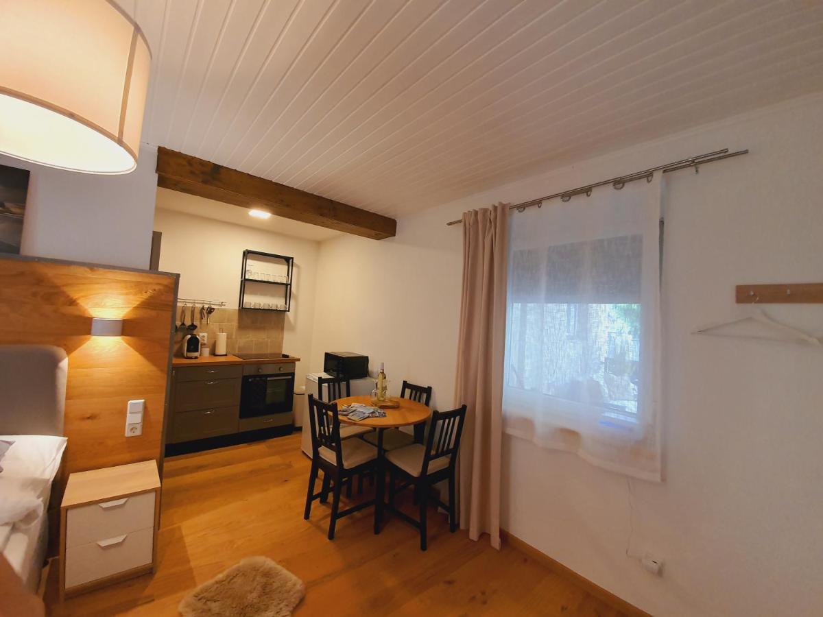 Tiny Kozma Apartment Bodensdorf Exteriör bild